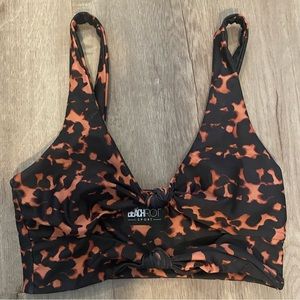 Beach Riot Twist Sports Bra Size M